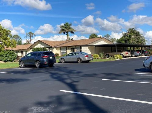 1055 Pine Isle Ln, Naples, FL 34112-6180