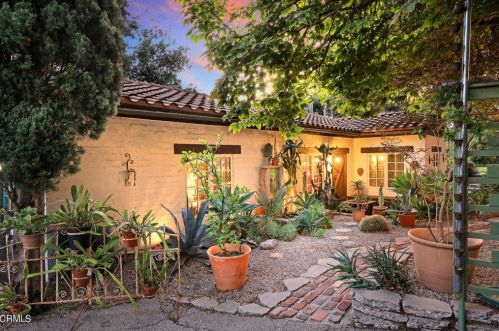 2919 Lake Ave, Altadena CA  91001-1621 exterior