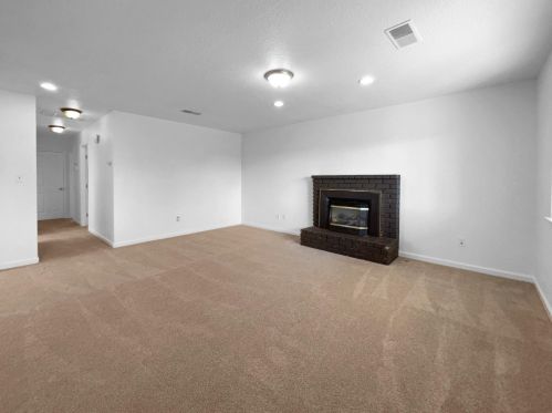 2707 Stanislaus St, Riverbank CA  95367-2238 exterior