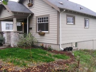 1611 Yakima Ave, Tacoma WA  98405-4462 exterior