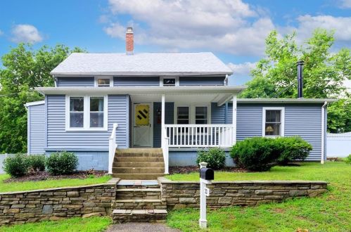 23 Tetreault Ave, Norwich CT  06360-1949 exterior