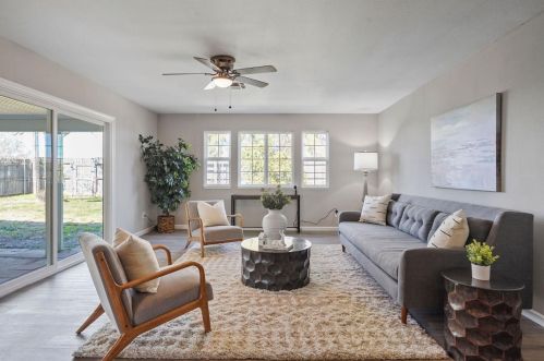 2353 Ln Loma Dr, Rancho Cordova CA 95670-3166 exterior