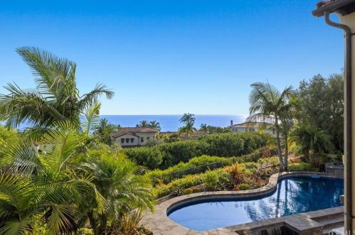 20 Archipelago Dr, Newport Beach, CA 92657-2106