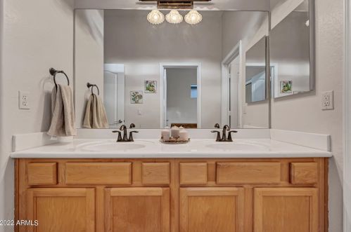 5215 Thunder Hawk Rd, Cave Creek AZ  85331-5593 exterior