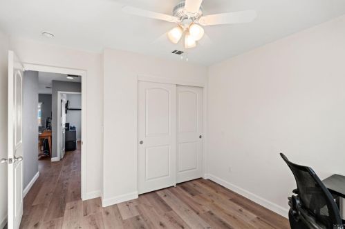 7018 Westminster Ct, Vacaville CA  95687-8254 exterior