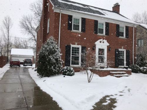 171 Deerhurst Park Blvd, Buffalo, NY 14217-2105