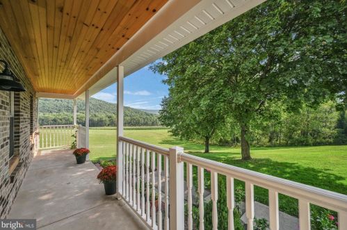 7 Pheasant Run Rd, Molino PA  17961-9183 exterior