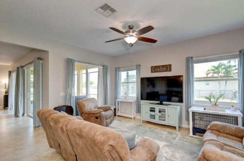 12127 Bennington Cir, Port Saint Lucie, FL 34987-2703