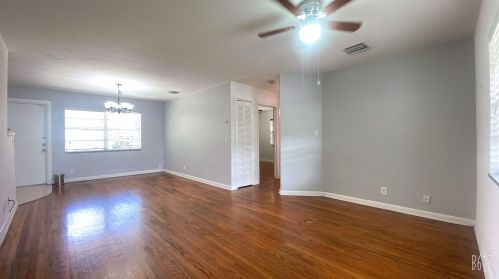 821 34th St, West Palm Beach FL  33407-4709 exterior