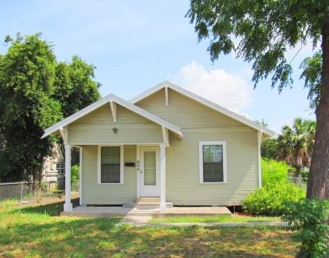 624 Kleberg Ave, Kingsville, TX 78363-4326