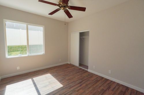 42333 Ridge View Dr, Lancaster CA 93536-7382 exterior