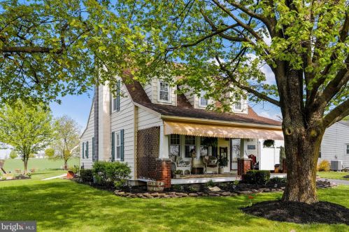 7589 Roxbury Rd, Lees Cross Roads, PA 17257-8316