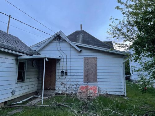 434 Paint St, Washington Ch, OH 43160-1416