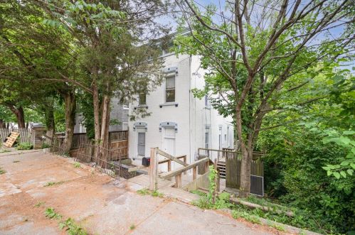 1778 Baltimore Ave, Cincinnati, OH 45225-2005