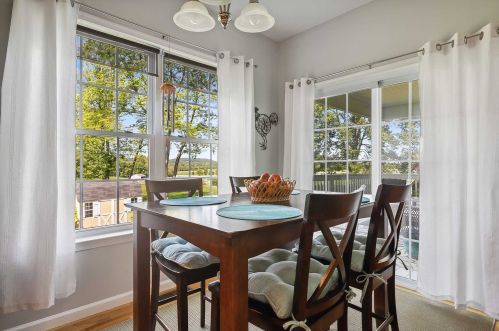 39 Robin Ct, Poughquag NY  12570-4508 exterior