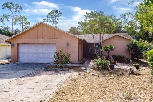 4056 Seaoats Ln, Naples, FL 34112-2936
