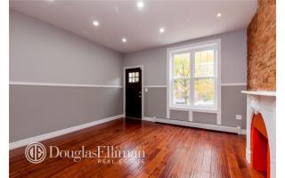 266 Bainbridge St, Brooklyn, NY 11233-1902