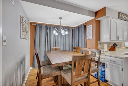 4406 Van Beck Ave, Milwaukee WI 53207-4458 exterior