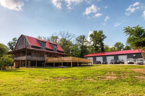 8988 Easley Rd, Gentryville, IN 47537-7863