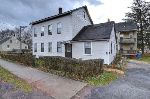 3 Logan St, New Britain, CT 06051-3433