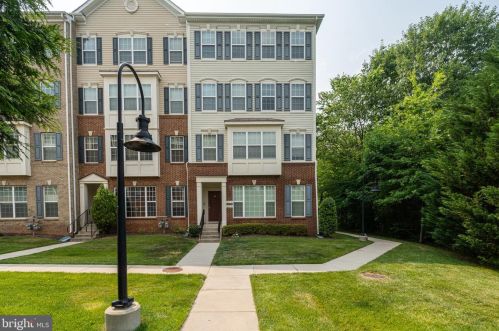 6163 Aster Haven Cir, Haymarket, VA 20169-6262