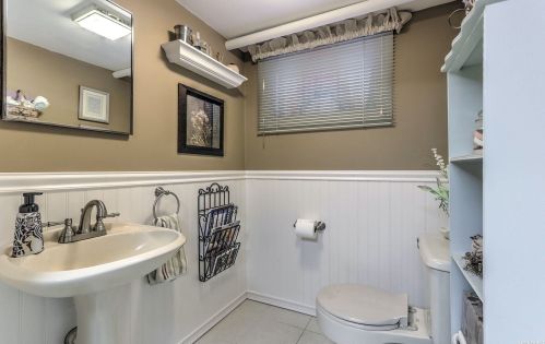 112 Holland Ave, Floral Park NY  11001-1202 exterior