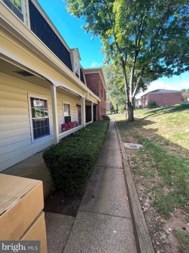 157 Ardwick Ter, Lansdale, PA 19446-4924