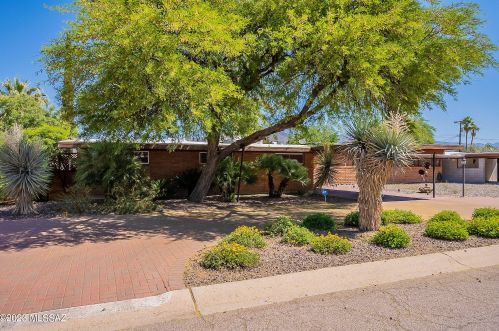 2011 Monte Vista Dr, Tucson, AZ 85719-2859