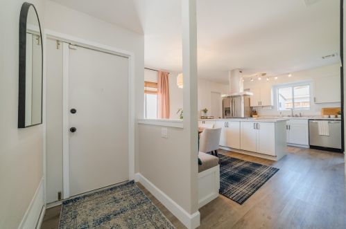 1122 Ivy St, Escondido CA  92026-3031 exterior