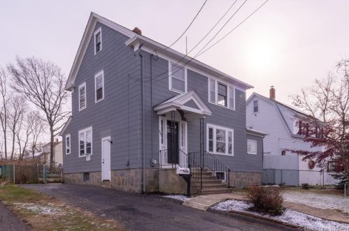 644 Huntington Rd, Bridgeport, CT 06610-1754