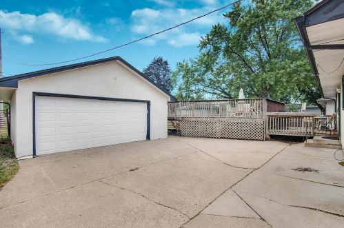 151 Poplar St, South Saint Paul MN  55075-3519 exterior