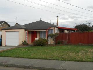 3117 L St, Eureka CA  95503-5448 exterior