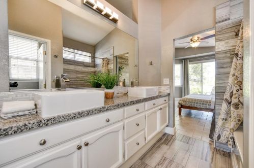 392 Illsley Way, Folsom CA  95630-8427 exterior