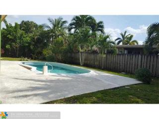 1801 119th Ter, Hollywood FL  33026-1941 exterior