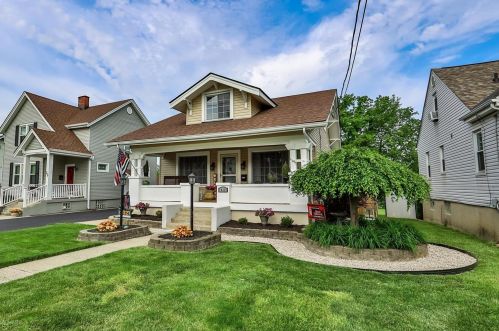 7421 Bernard Ave, Cincinnati, OH 45231-4405