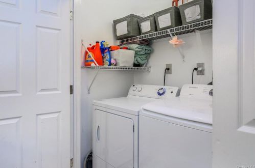 245 Maple Brook Ct, Yorktown Hgts NY  10598-1976 exterior