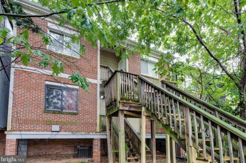 1258 Meigs Pl, Washington DC 20002-2426 exterior