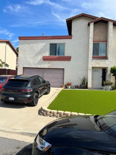 1919 Sonoma Ln, Lemon Grove, CA 91945-3534