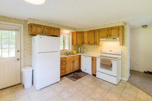 14 Linwood Rd, Natick MA 01760-3707 exterior