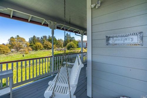 6301 Highland Pl, Sebastopol CA  95472-6100 exterior