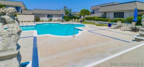 3104 Orleans, San Diego CA  92110-5947 exterior