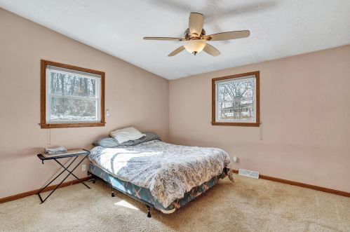 30427 Beachview Ln, Waterford WI 53185-3455 exterior