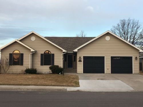 2216 Westridge Dr, Roscoe, NE 69153-3214