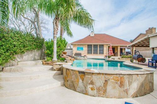 3901 17 St, Texas City TX  77590-4077 exterior