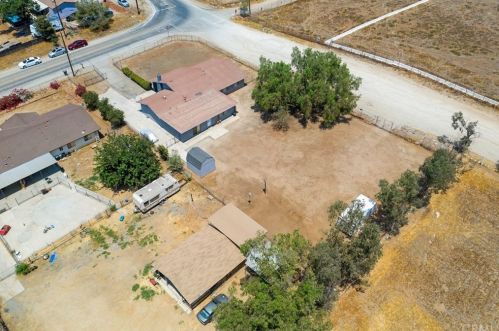 17520 Clark St, Perris CA  92570-8915 exterior