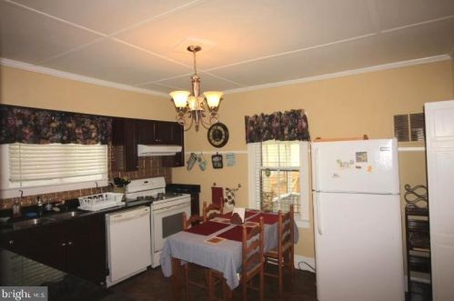 3210 Main St, Frederica DE  19946-1261 exterior