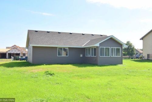 1243 Quail Run, New Johannesburg, WI 54017-2582