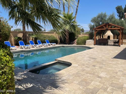 7204 Paradise Dr, Scottsdale AZ 85260-5436 exterior