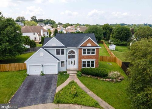 4711 Conway Ct, Easton, PA 18045-8109