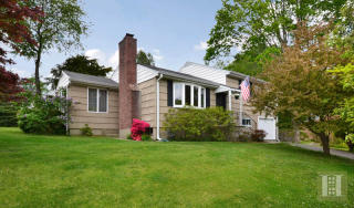 233 Bouton St, Stamford, CT 06907-1322